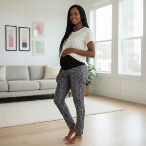Snake Print Maternity Skinny Jeans Pull-On Stretch Pants w/ Pockets – Size M